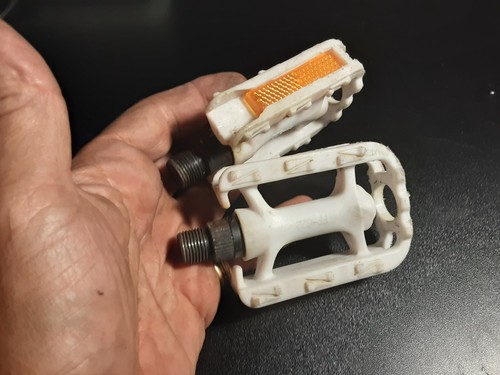 Pair pedals for child - pair,
